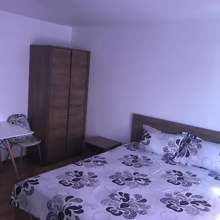 בית הארחה Vila Ana *