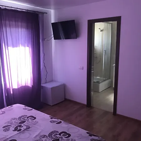 Vila Ana קונסטנצה